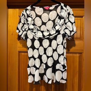 Sunny Leigh Black and White Circle Pattern Blouse